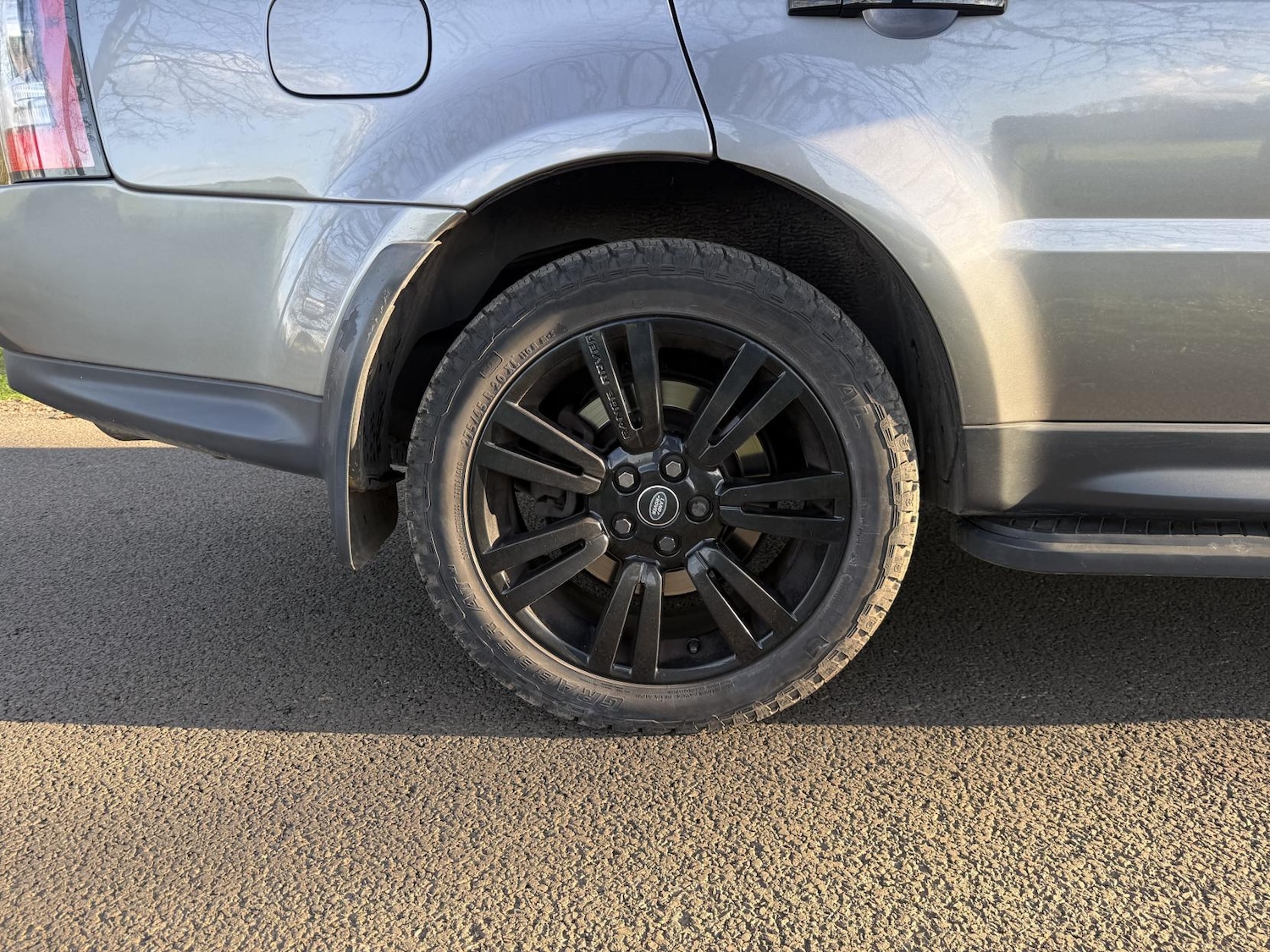 Used Land Rover Range Rover Sport 2011 for sale - 77896092: Photo 11