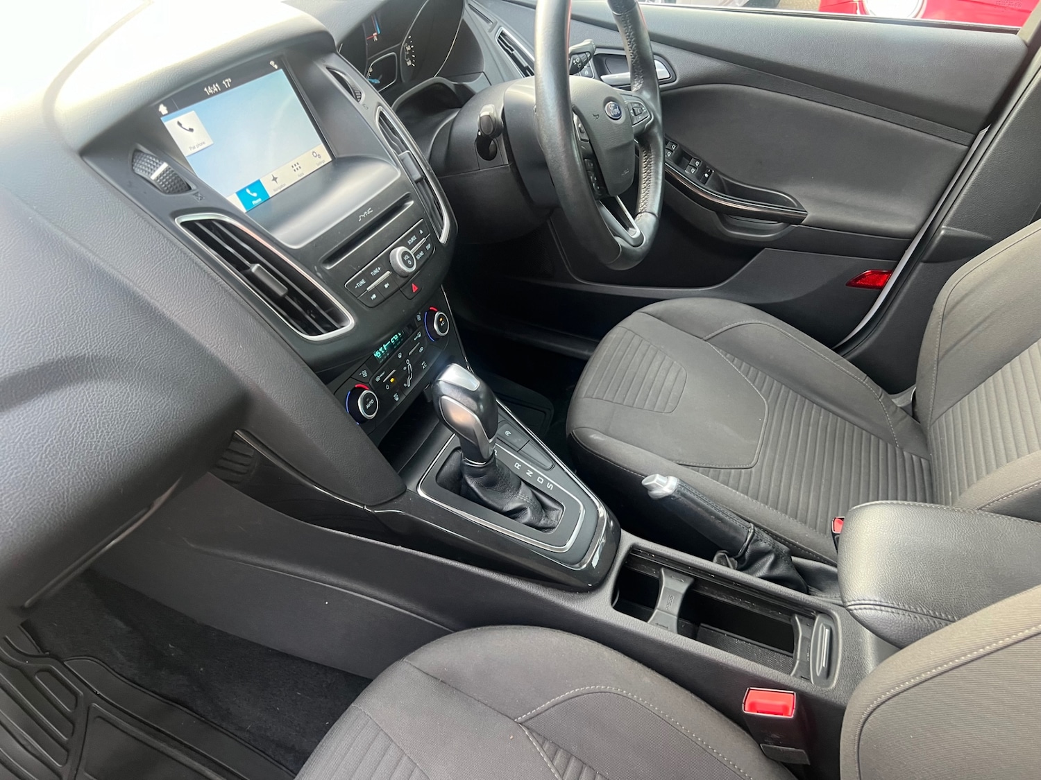 Used Ford Focus 2017 for sale - 76567811: Photo 5