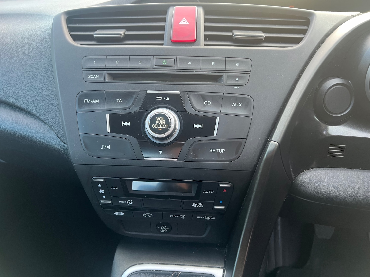 Used Honda Civic 2013 for sale - 77136493: Photo 11