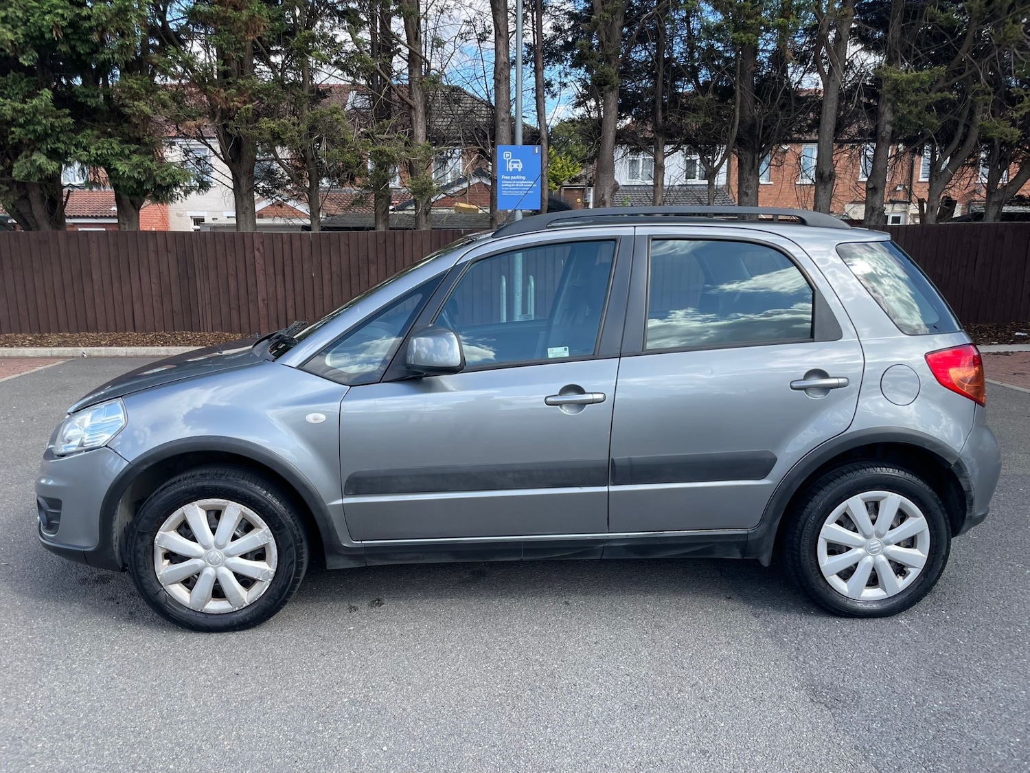 Used Suzuki SX4 2013 for sale - 76302161: Photo 10