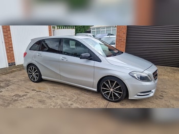 Used Mercedes-Benz B-Class 2015 for sale - 76170540: Photo