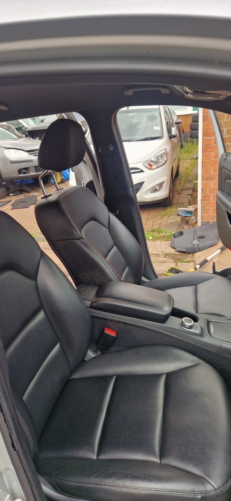 Used Mercedes-Benz B-Class 2015 for sale - 76170540: Photo 2