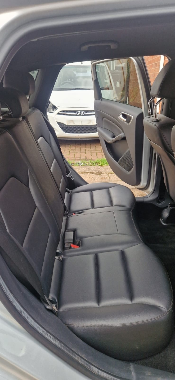 Used Mercedes-Benz B-Class 2015 for sale - 76170540: Photo 3