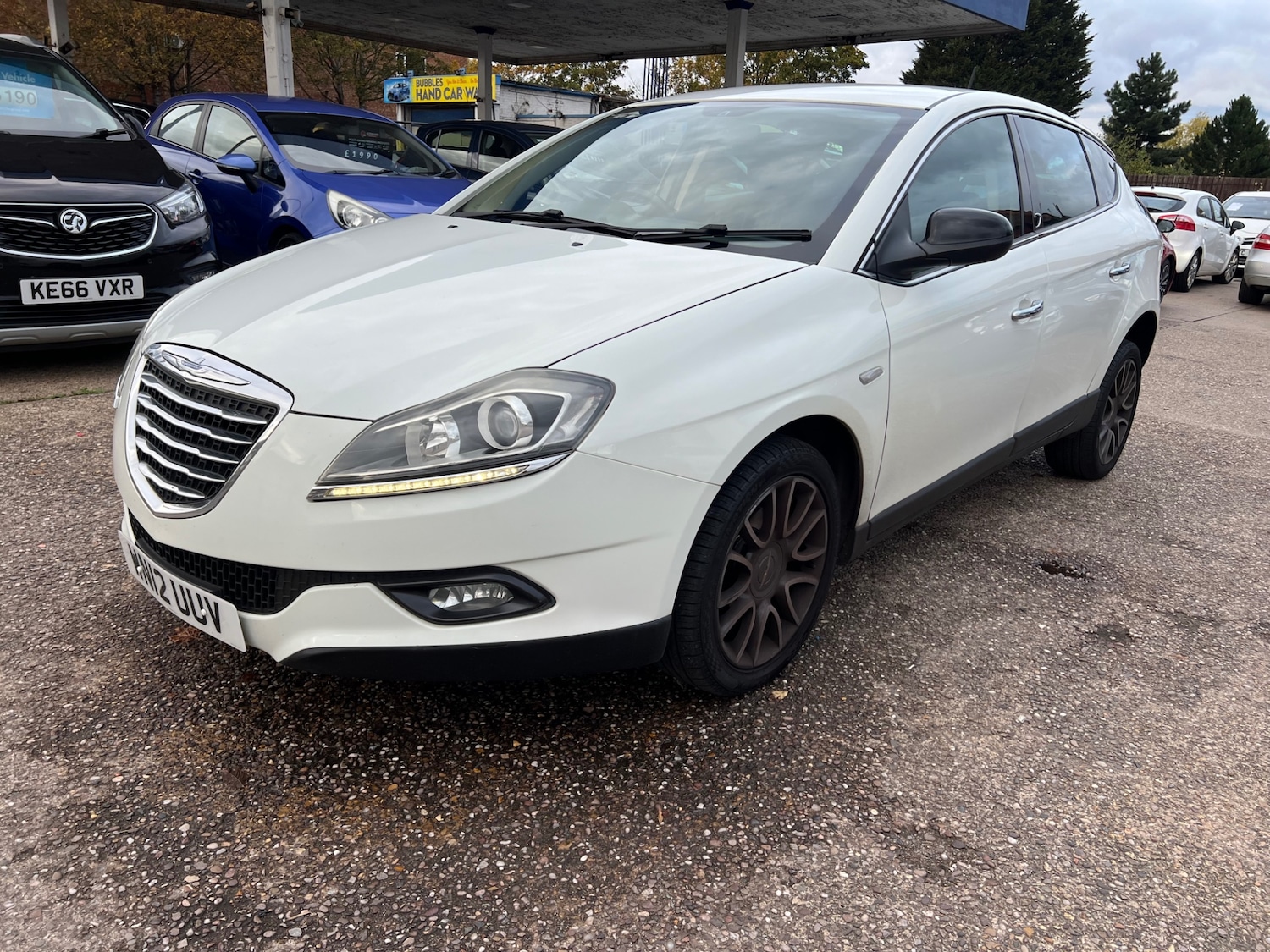 Used Chrysler Delta 2012 for sale - 76362982: Photo 1