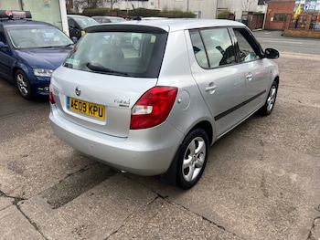 Used Skoda Fabia 2009 for sale - 77381550: Photo