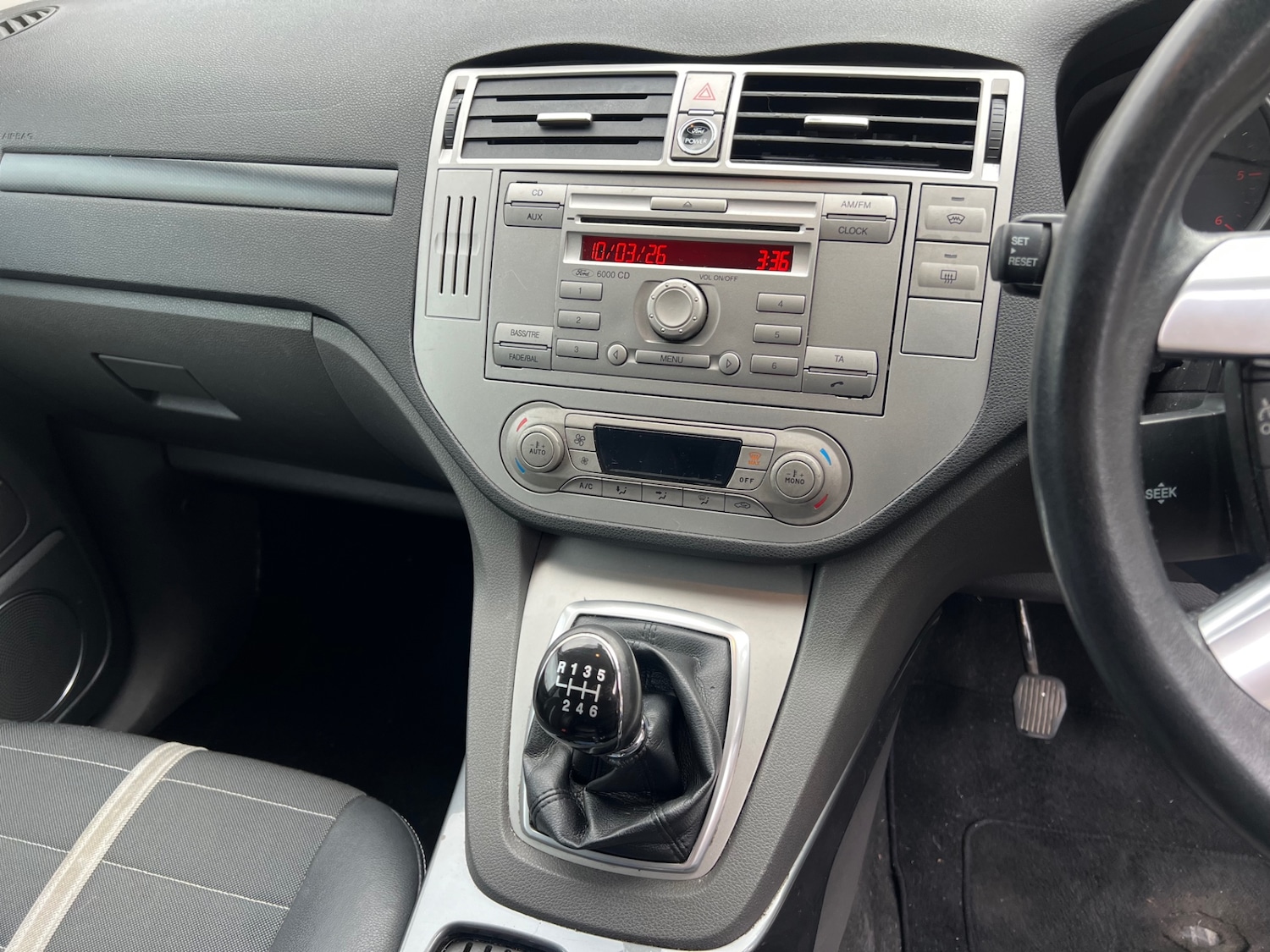 Used Ford Kuga 2011 for sale - 77832805: Photo 12