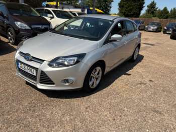 2012 (61) - 1.6 125 Zetec 5dr