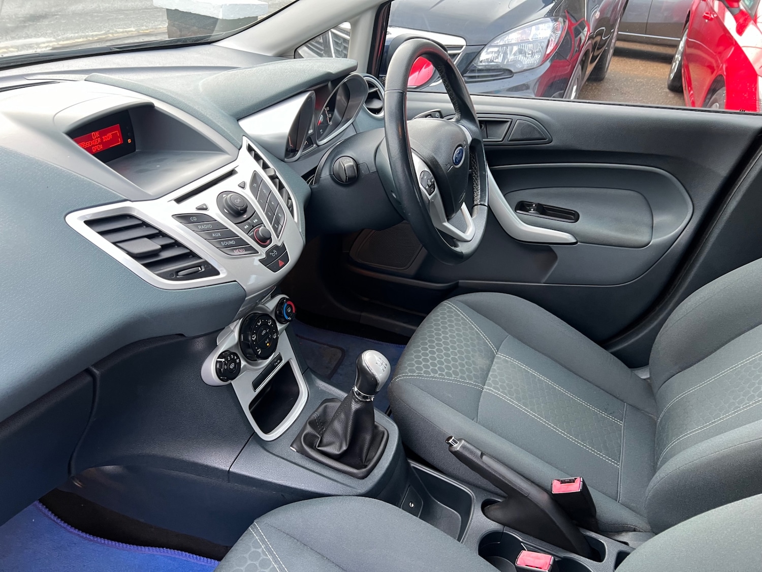 Used Ford Fiesta 2011 for sale - 77159634: Photo 5