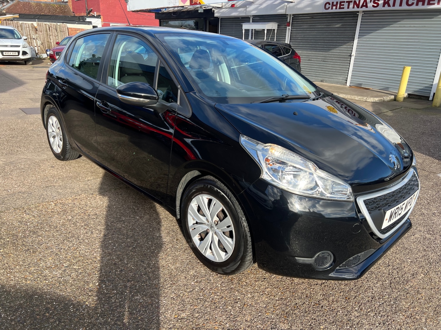 Used Peugeot 208 2015 for sale - 77831845: Photo 5