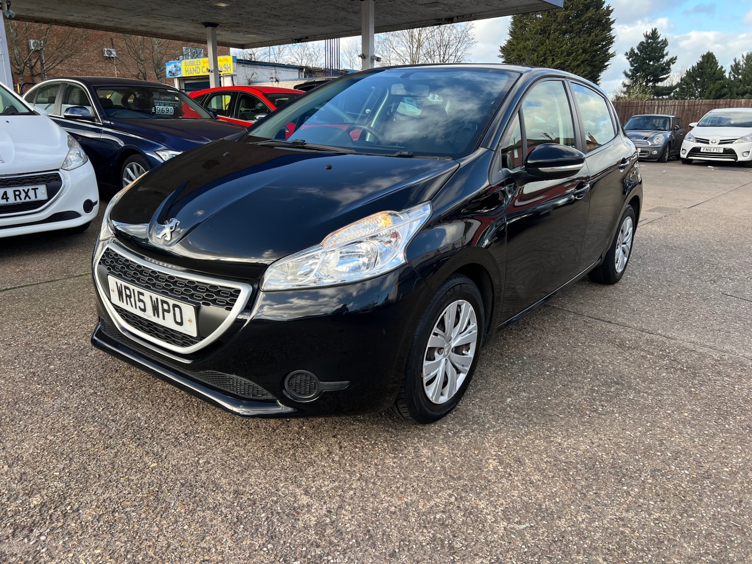 Used Peugeot 208 2015 for sale - 77831845: Photo 6