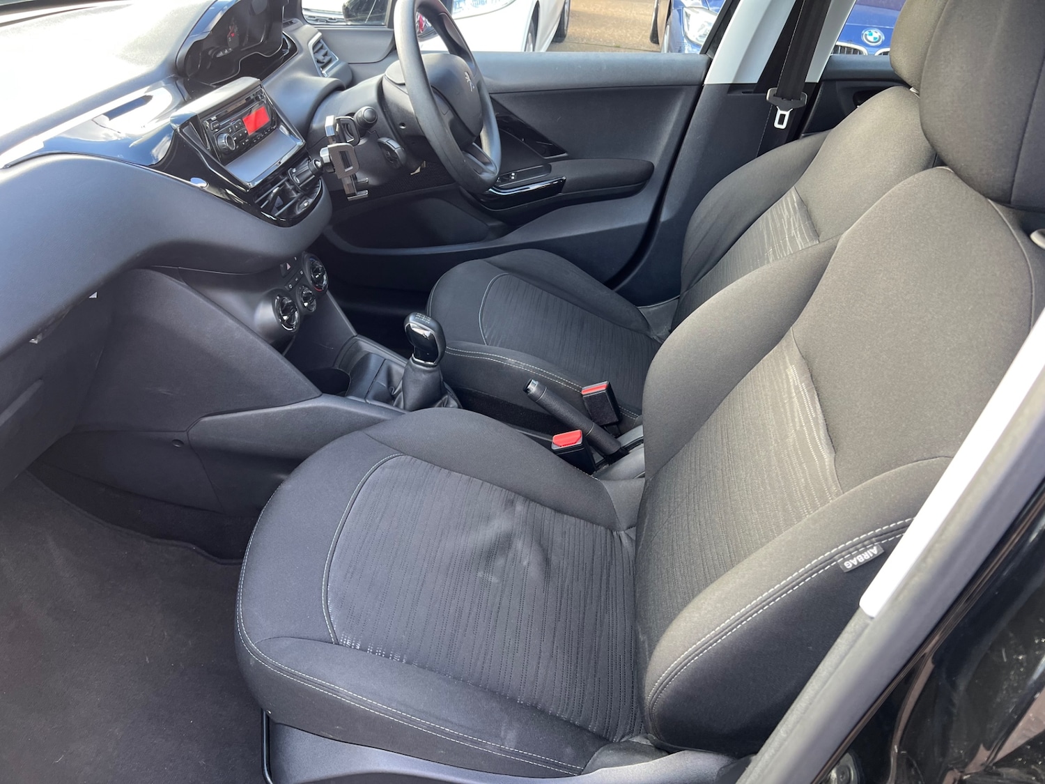 Used Peugeot 208 2015 for sale - 77831845: Photo 7