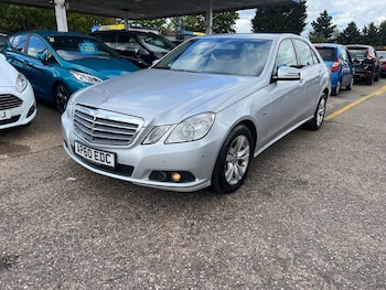 Used Mercedes-Benz E Class 2011 for sale - 78615829: Photo