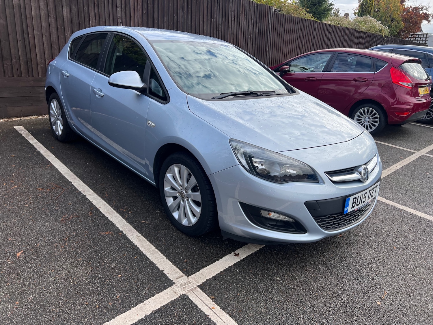 Used Vauxhall Astra 2015 for sale - 76412207: Photo 2