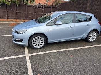 Used Vauxhall Astra 2015 for sale - 76412207: Photo
