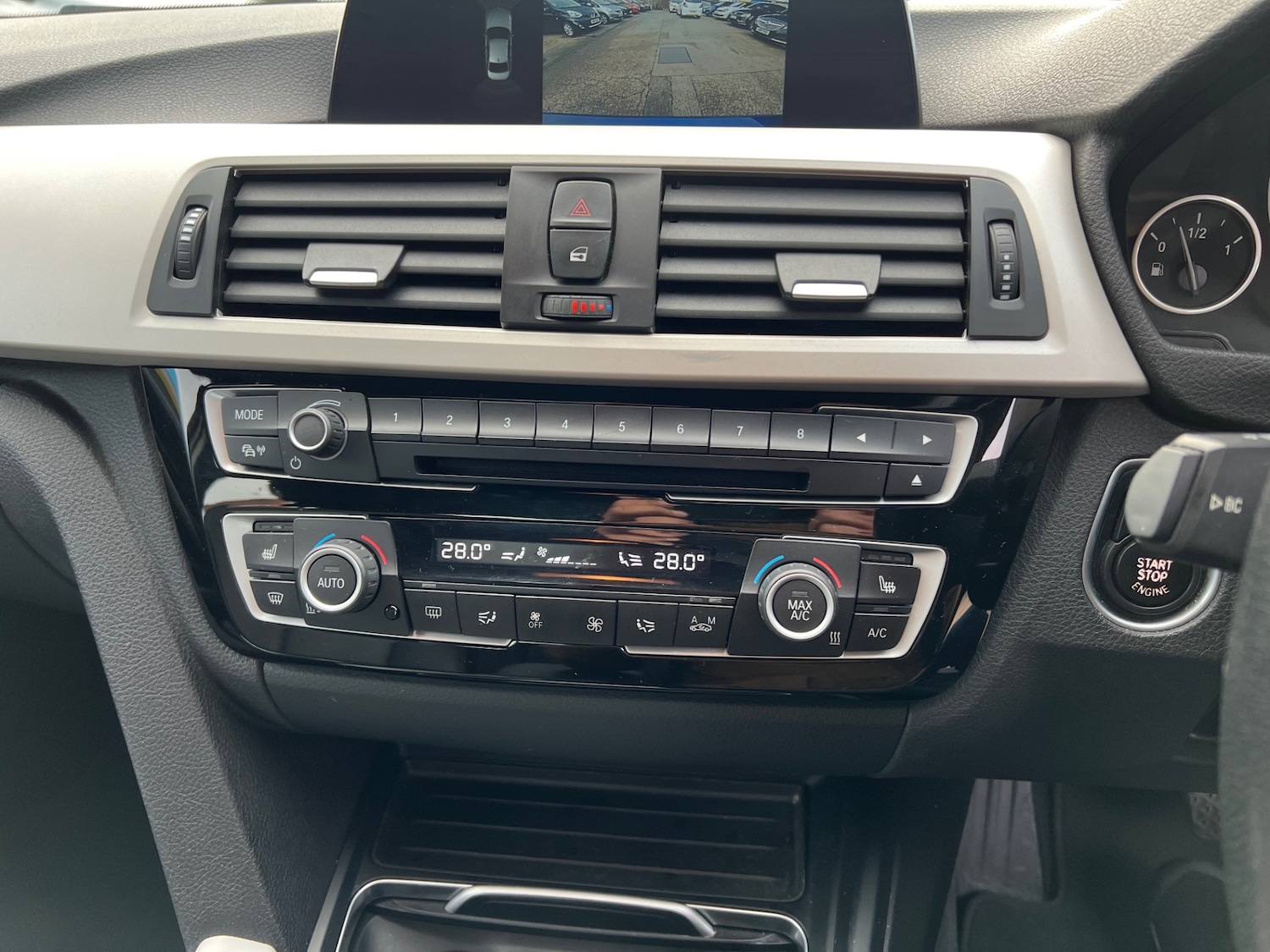 Used BMW 3 Series 2018 for sale - 76706652: Photo 13