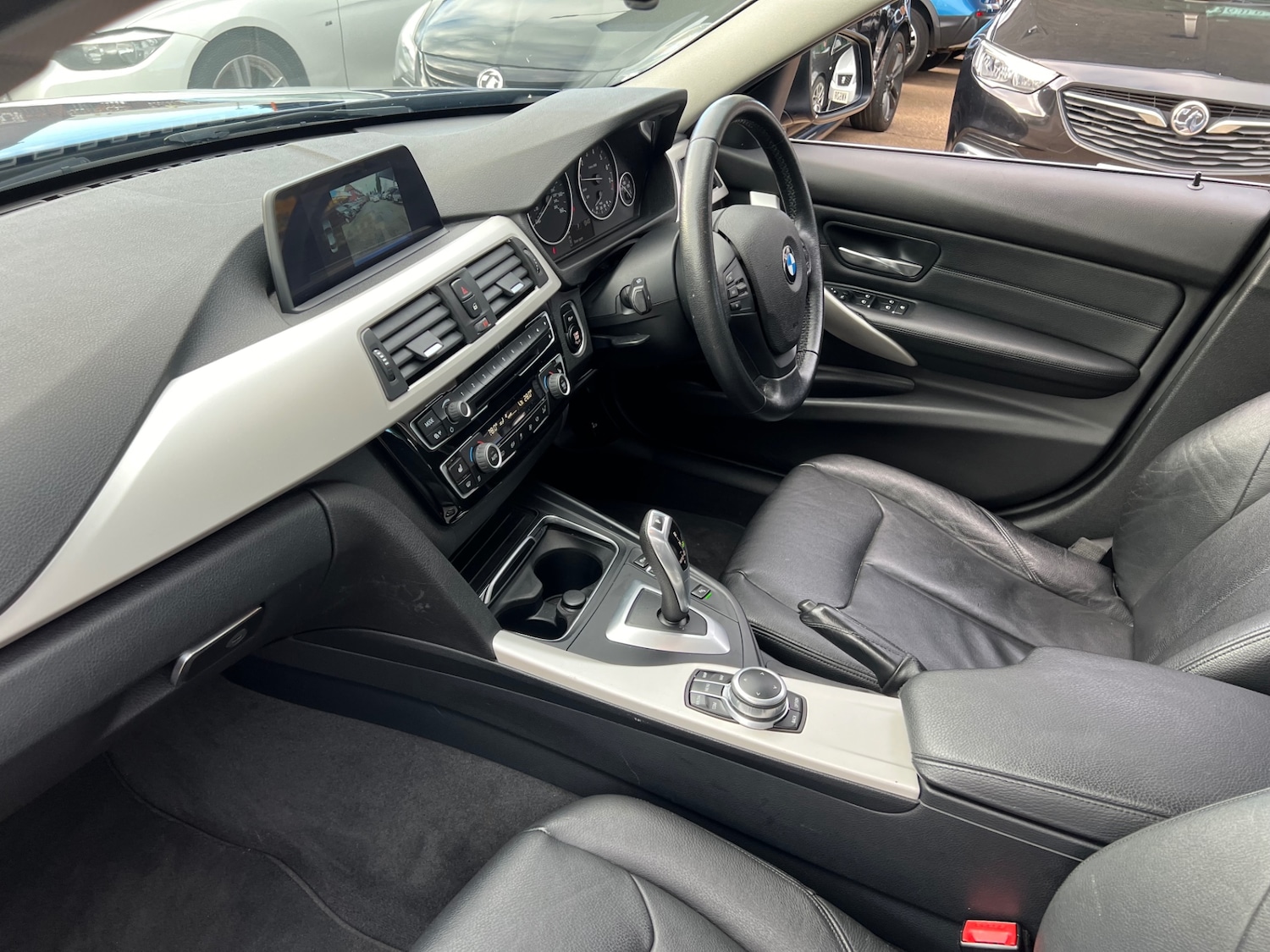 Used BMW 3 Series 2018 for sale - 76706652: Photo 3