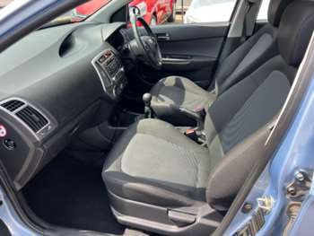 Used Hyundai i20 2012 for sale - 74760344: Photo