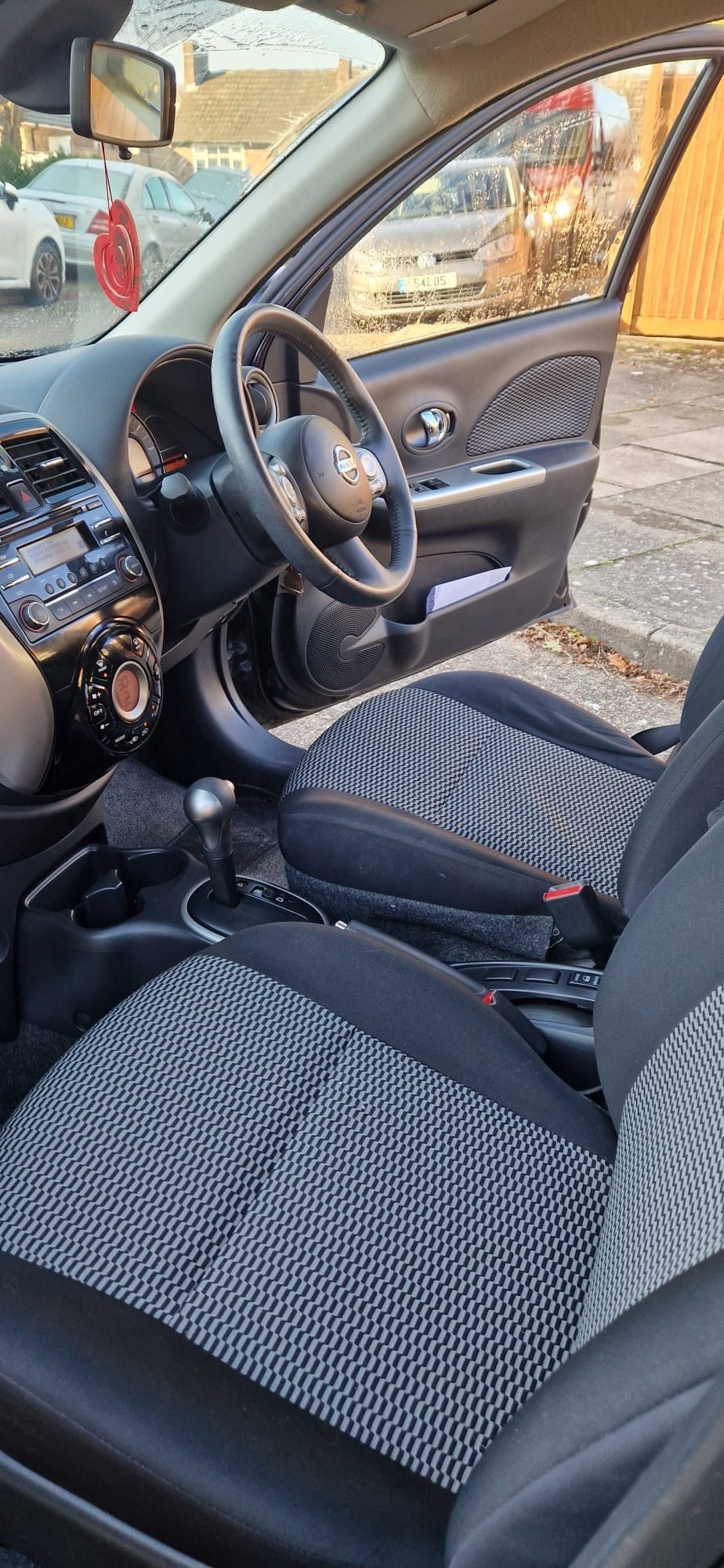 Used Nissan Micra 2015 for sale - 76649873: Photo 15