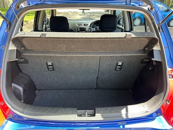 Used Suzuki Swift 2015 for sale - 79043675: Photo