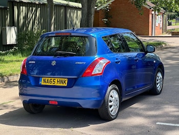 Used Suzuki Swift 2015 for sale - 79043675: Photo