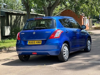 Used Suzuki Swift 2015 for sale - 79043675: Photo