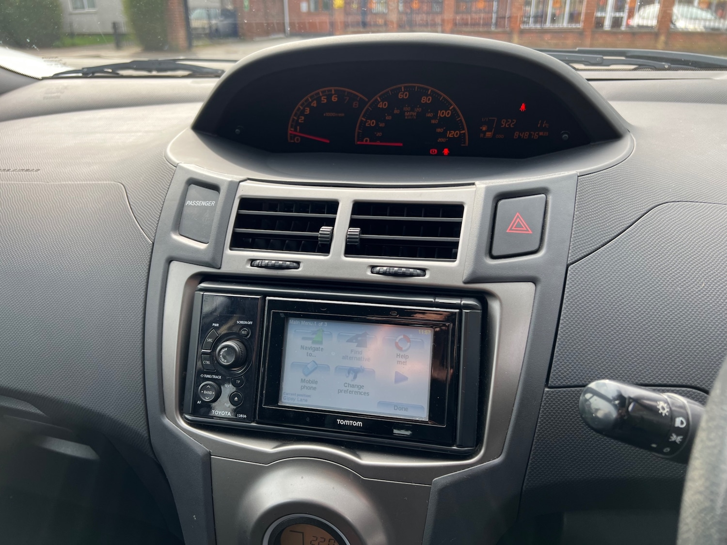 Used Toyota Yaris 2011 for sale - 77984144: Photo 9