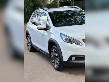 Used Peugeot 2008 2017 for sale - 79214993: Photo
