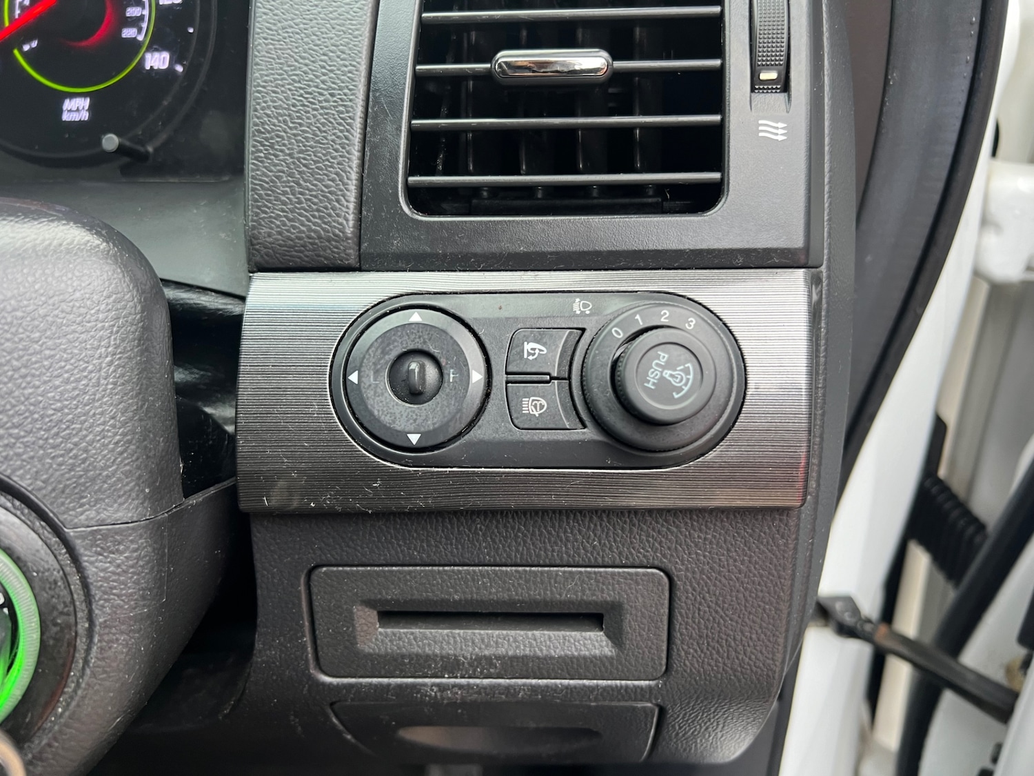 Used Chevrolet Captiva 2010 for sale - 77760775: Photo 7