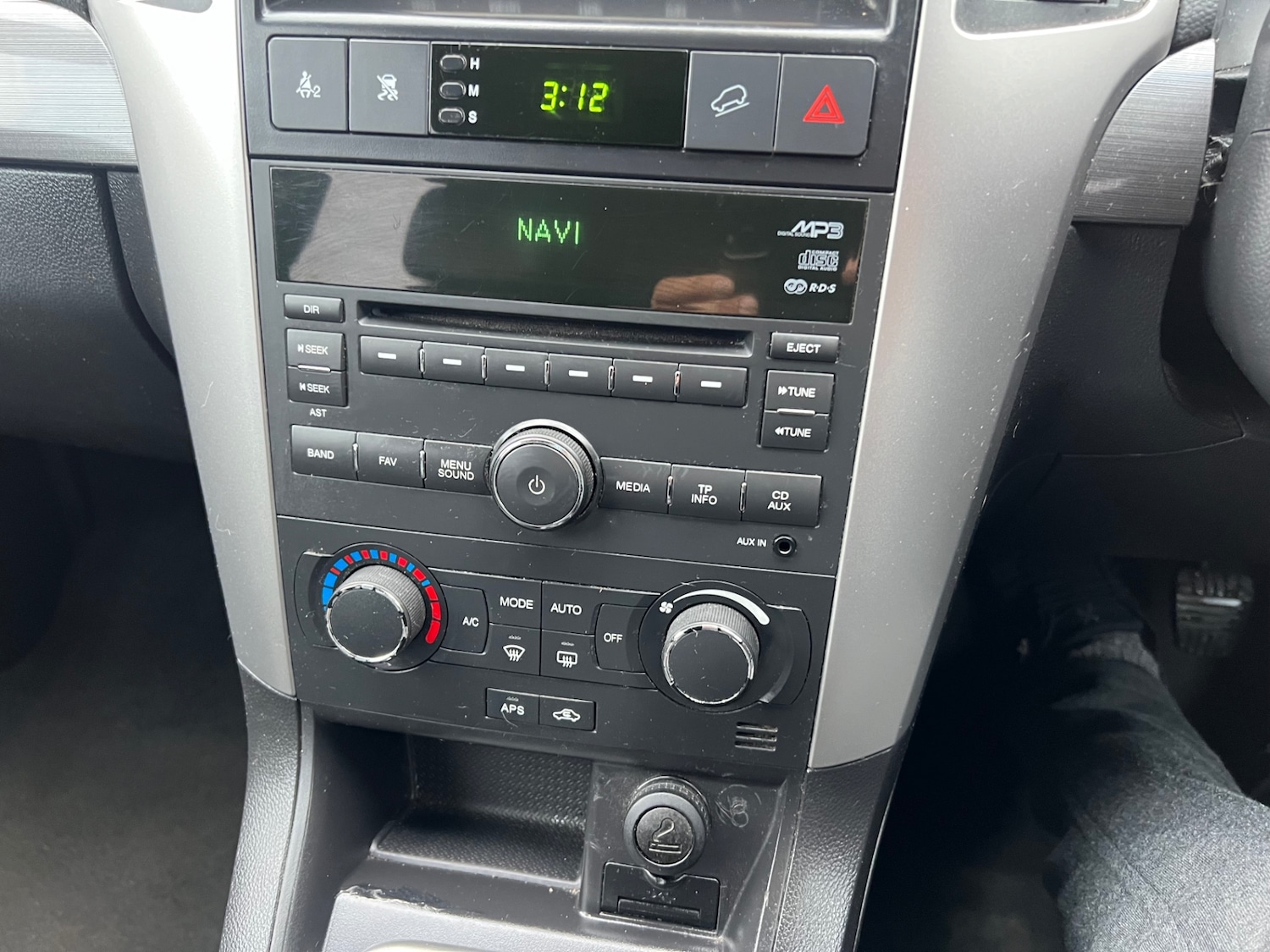 Used Chevrolet Captiva 2010 for sale - 77760775: Photo 9