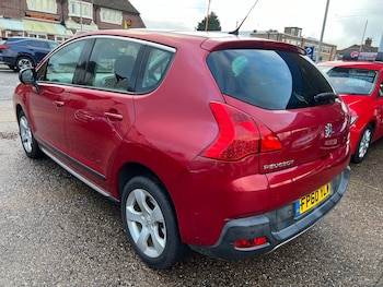 Used Peugeot 3008 2010 for sale - 77168779: Photo