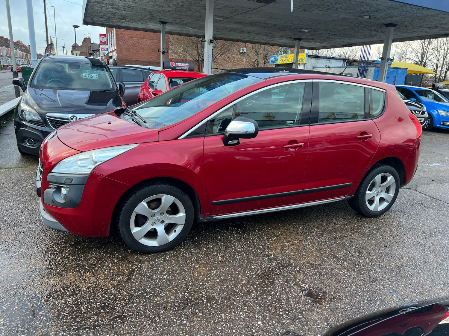 Used Peugeot 3008 2010 for sale - 77168779: Photo 5