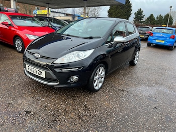 2012 (12) - 1.25 Centura 5dr [82]