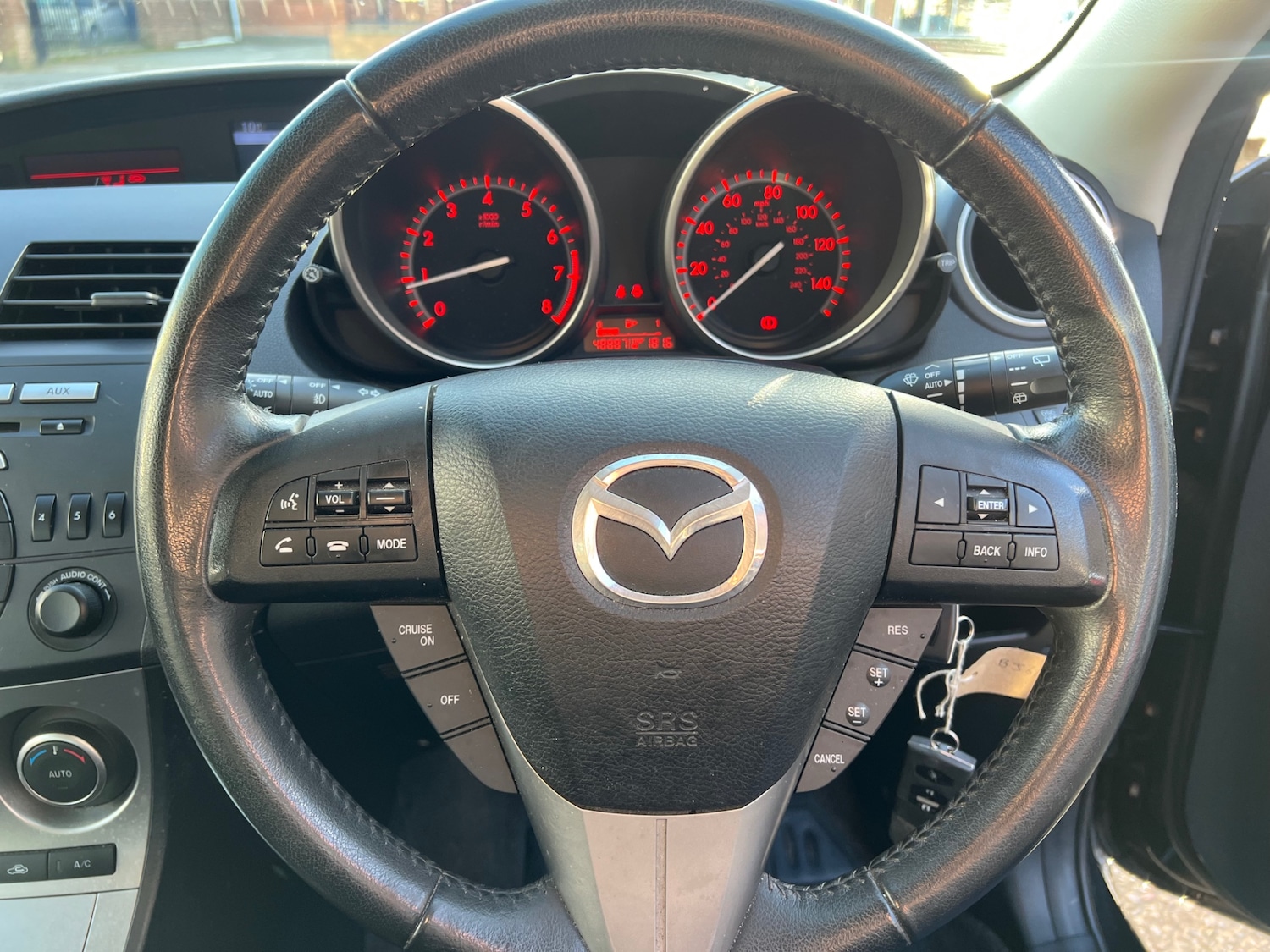 Used Mazda Mazda3 2011 for sale - 77831837: Photo 10
