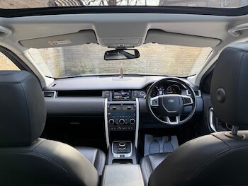 Used Land Rover Discovery Sport 2018 for sale - 78278023: Photo