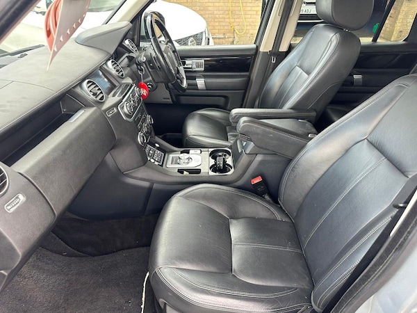 Used Land Rover Discovery 4 2015 for sale - 74894222: Photo 10