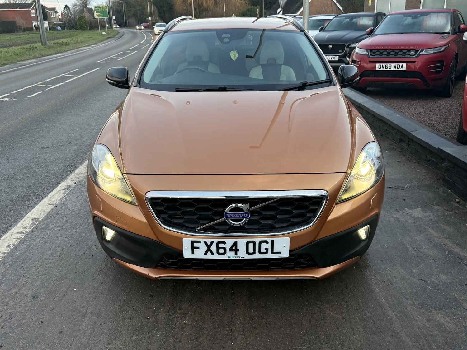 Used Volvo V40 2014 for sale - 77237017: Photo 12