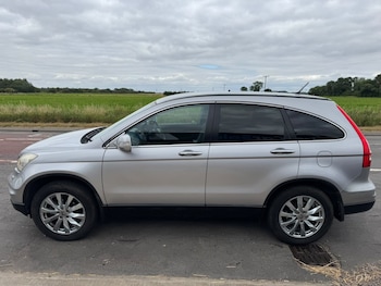 Used Honda CR-V 2010 for sale - 79255017: Photo