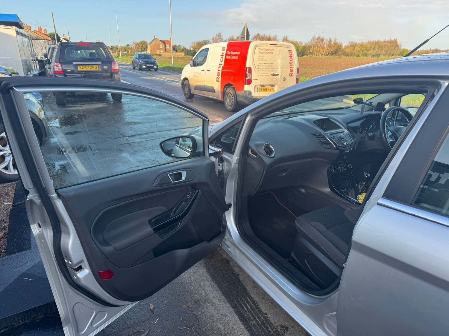 Used Ford Fiesta 2014 for sale - 76605736: Photo 13