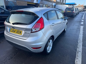 Used Ford Fiesta 2014 for sale - 76605736: Photo