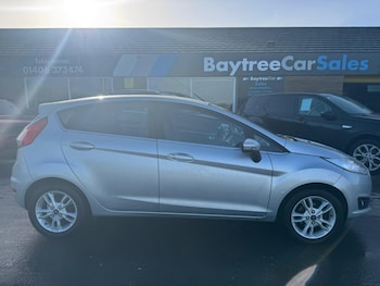Used Ford Fiesta 2014 for sale - 76605736: Photo
