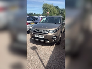 Used Land Rover Discovery Sport 2016 for sale - 78976299: Photo