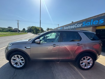 Used Land Rover Discovery Sport 2016 for sale - 78976299: Photo