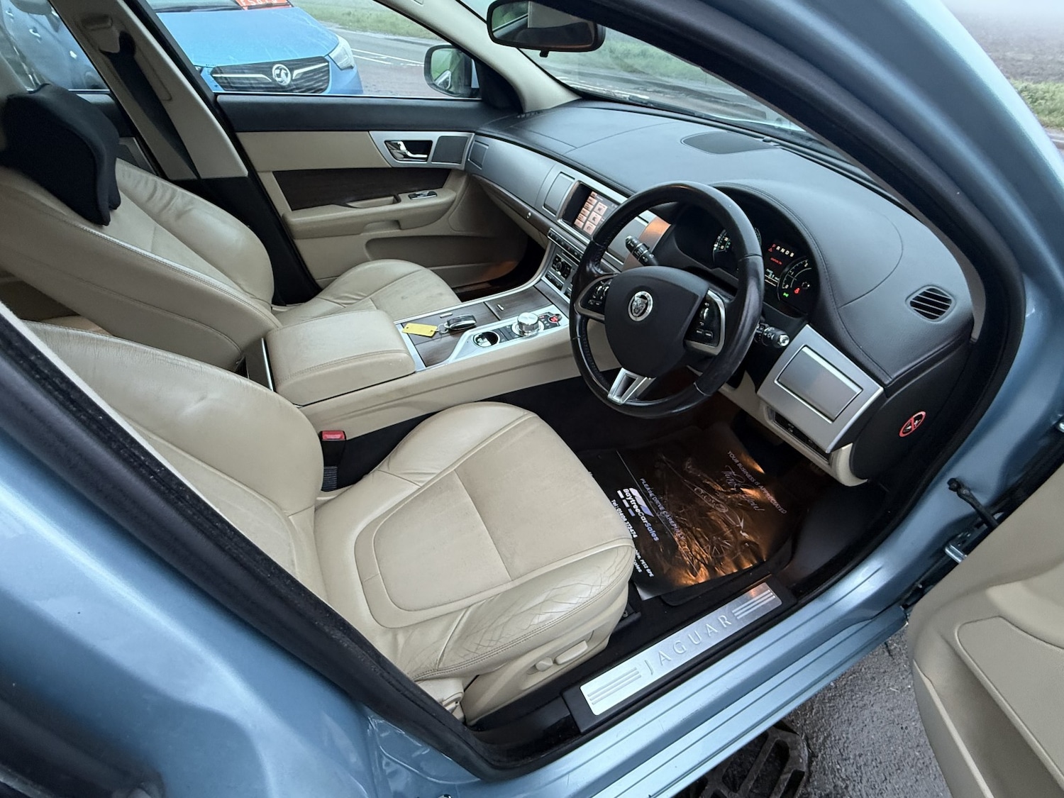 Used Jaguar XF 2012 for sale - 76769708: Photo 13