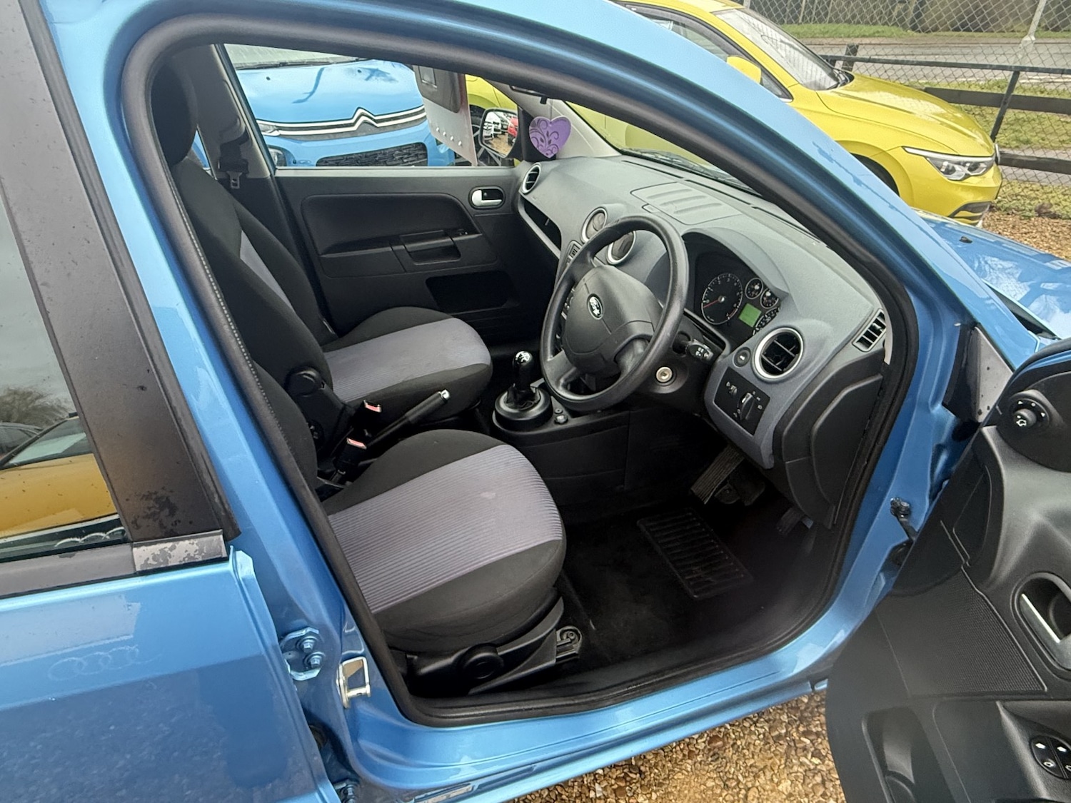 Used Ford Fusion 2010 for sale - 77548172: Photo 11