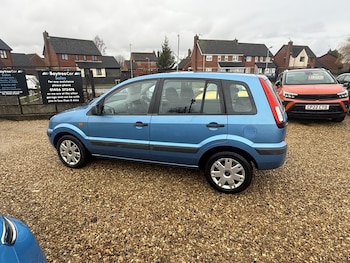Used Ford Fusion 2010 for sale - 77548172: Photo