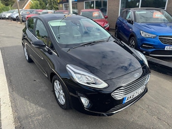 Used Ford Fiesta 2017 for sale - 75621146: Photo
