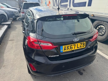 Used Ford Fiesta 2017 for sale - 75621146: Photo