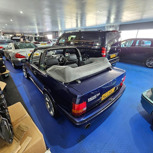 Used Ford Escort 1990 for sale - 73915320: Photo 8