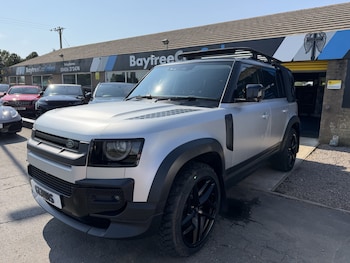 Used Land Rover Defender 110 2021 for sale - 79176791: Photo