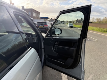 Used Land Rover Range Rover 2019 for sale - 78057079: Photo